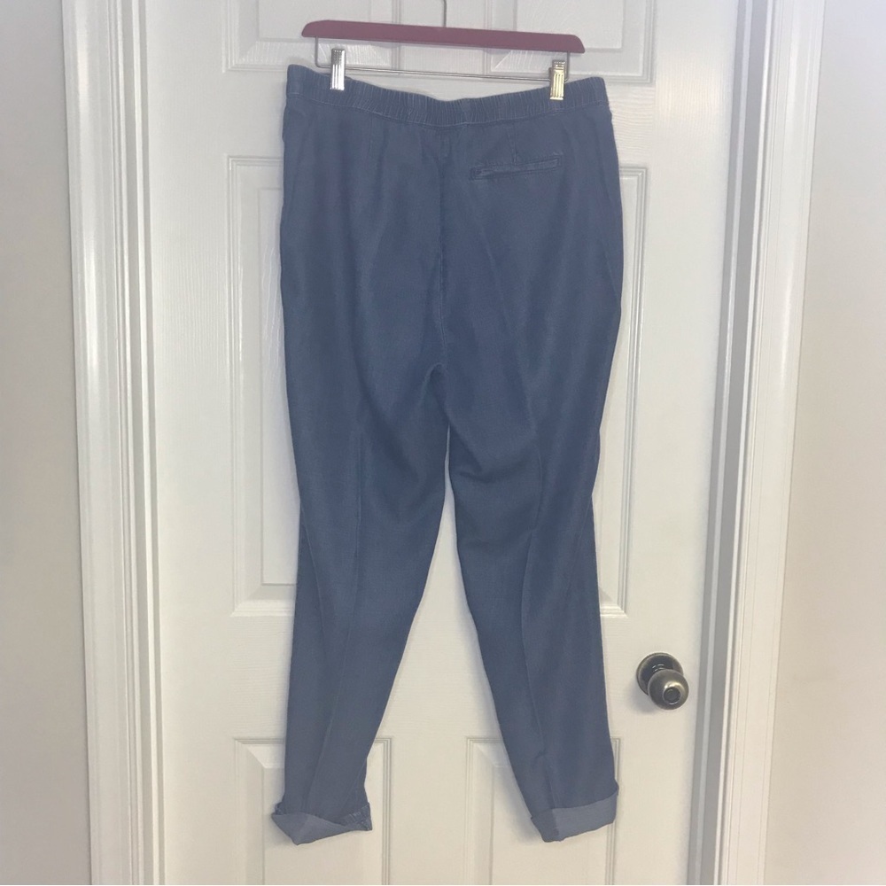 J Jill Denim Tencil Elastic Back in seam pockets EUC